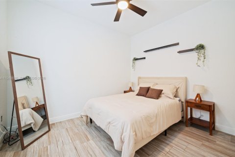 Снять в аренду таунхаус в Пемброк-Пайнс, Флорида 3 спальни, 164.62м2, № 2004951 - фото 16