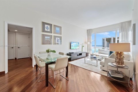 Condo in Miami Beach, Florida, 2 bedrooms № 2082526 - photo 9
