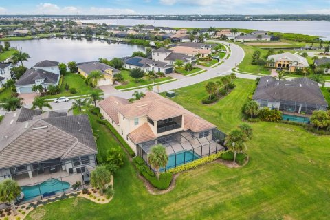 Casa en alquiler en Bradenton, Florida, 4 dormitorios, 321.44 m2 № 1577220 - foto 4