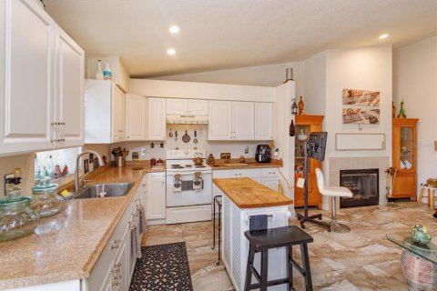 Duplex à vendre à Orlando, Floride: 3 chambres, 100.24 m2 № 2148092 - photo 9