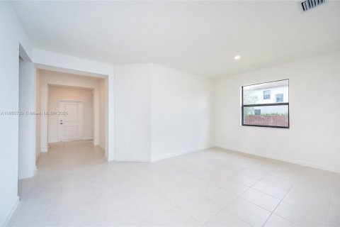House in Homestead, Florida 4 bedrooms, 169.73 sq.m. № 1856917 - photo 19