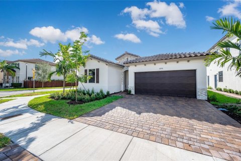 House in Homestead, Florida 4 bedrooms, 169.73 sq.m. № 1856917 - photo 29