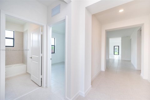 House in Homestead, Florida 4 bedrooms, 169.73 sq.m. № 1856917 - photo 21