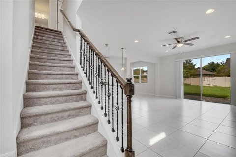 House in Casselberry, Florida 3 bedrooms, 164.62 sq.m. № 1900146 - photo 28
