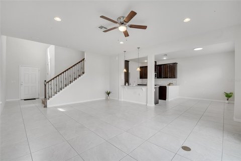 House in Casselberry, Florida 3 bedrooms, 164.62 sq.m. № 1900146 - photo 16