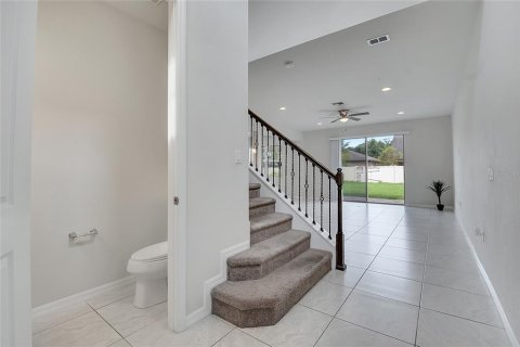 House in Casselberry, Florida 3 bedrooms, 164.62 sq.m. № 1900146 - photo 13