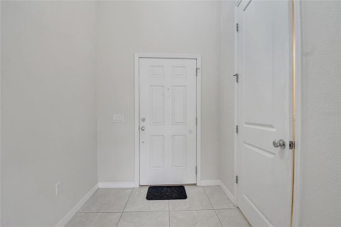 House in Casselberry, Florida 3 bedrooms, 164.62 sq.m. № 1900146 - photo 12