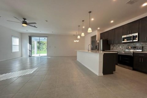 Casa en alquiler en Punta Gorda, Florida, 3 dormitorios, 200.02 m2 № 1754576 - foto 5