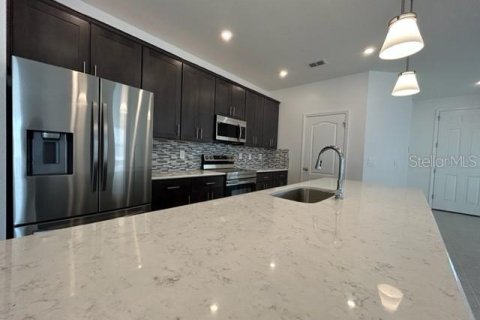 Casa en alquiler en Punta Gorda, Florida, 3 dormitorios, 200.02 m2 № 1754576 - foto 4