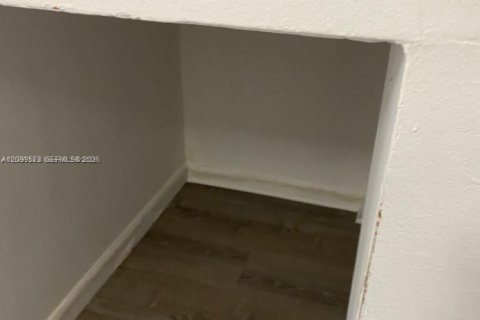 Condo in West Palm Beach, Florida, 2 bedrooms  № 2397709 - photo 22