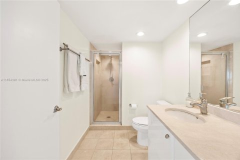Condominio en venta en Sunny Isles Beach, Florida, 2 dormitorios, 199.18 m2 № 1872188 - foto 26