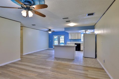 Casa en venta en Edgewater, Florida, 3 dormitorios, 114.73 m2 № 2224299 - foto 7