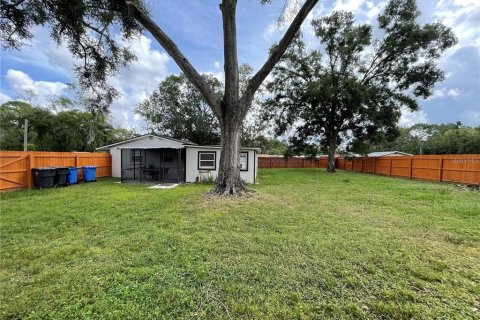 House in Tampa, Florida 3 bedrooms, 93.65 sq.m. № 2430835 - photo 22