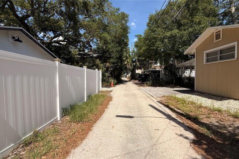 Apartment in Clearwater, Florida 2 bedrooms, 61.32 sq.m. № 2209830 - photo 5