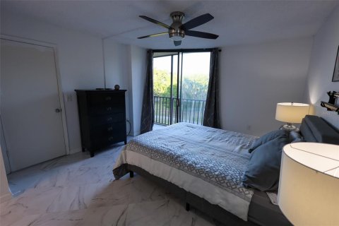 Купить кондоминиум в Клируотер, Флорида 5 комнат, 89.19м2, № 1745462 - фото 14