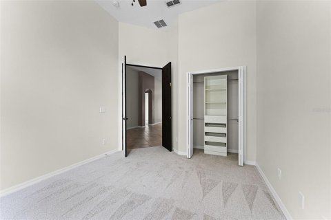 Casa en venta en Orlando, Florida, 5 dormitorios, 265.05 m2 № 1853755 - foto 15