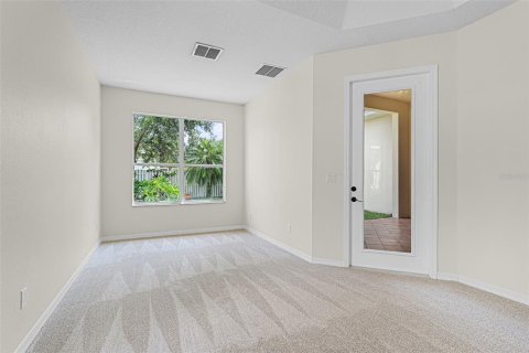 Casa en venta en Orlando, Florida, 5 dormitorios, 265.05 m2 № 1853755 - foto 17