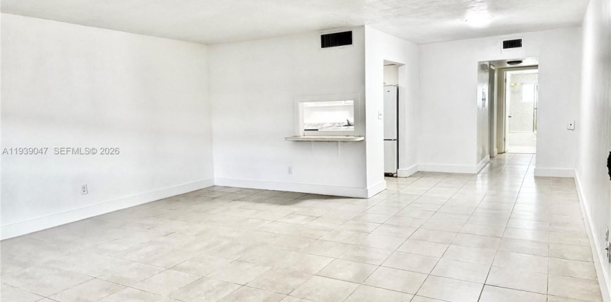 Condo à North Miami, Floride, 1 chambre № 1997644
