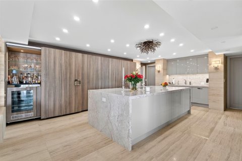 Condominio en venta en Bal Harbour, Florida, 3 dormitorios, 310.29 m2 № 2000431 - foto 12