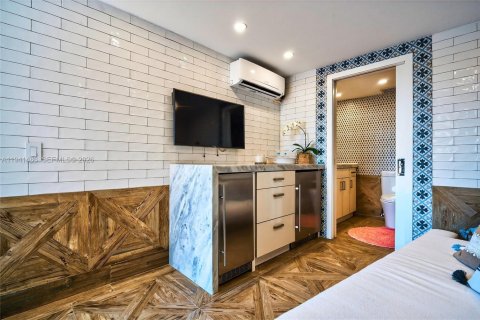 Condominio en venta en Bal Harbour, Florida, 3 dormitorios, 310.29 m2 № 2000431 - foto 23