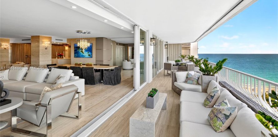 Condominio en Bal Harbour, Florida, 3 dormitorios  № 2000431