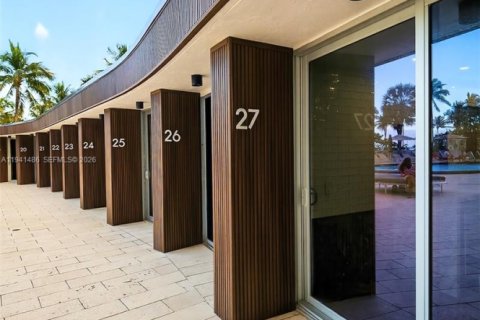 Condominio en venta en Bal Harbour, Florida, 3 dormitorios, 310.29 m2 № 2000431 - foto 21