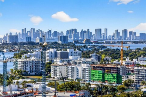 Condominio en venta en Bal Harbour, Florida, 3 dormitorios, 310.29 m2 № 2000431 - foto 5