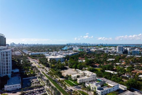 Condominio en venta en Bal Harbour, Florida, 3 dormitorios, 310.29 m2 № 2000431 - foto 26