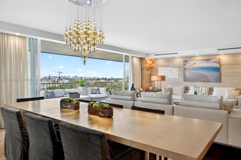 Condominio en venta en Bal Harbour, Florida, 3 dormitorios, 310.29 m2 № 2000431 - foto 3