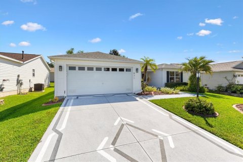 Villa ou maison à vendre à The Villages, Floride: 3 chambres, 129.32 m2 № 2390741 - photo 3