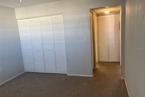 Condo in Sarasota, Florida, 2 bedrooms  № 1528216 - photo 15