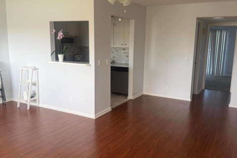 Copropriété à louer à Boca Raton, Floride: 1 chambre, 66.89 m2 № 2401891 - photo 2