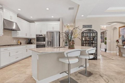 House in Brandon, Florida 5 bedrooms, 299.89 sq.m. № 1878204 - photo 21