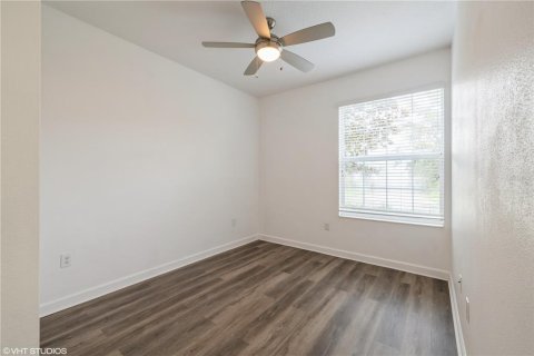 Casa en alquiler en Orlando, Florida, 5 dormitorios, 244.7 m2 № 1914083 - foto 28