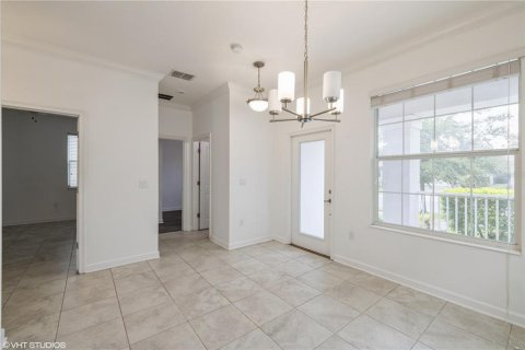 Casa en alquiler en Orlando, Florida, 5 dormitorios, 244.7 m2 № 1914083 - foto 12