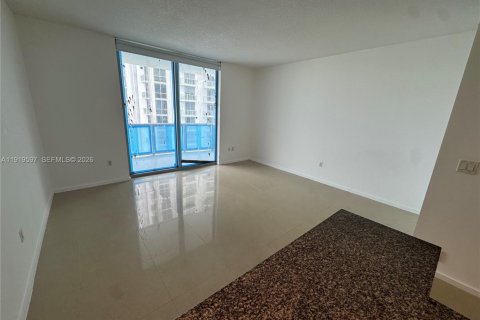 Condo in Miami, Florida  № 1974698 - photo 11