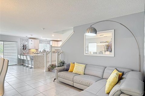 Casa en venta en Davenport, Florida, 3 dormitorios, 205.04 m2 № 1740486 - foto 15
