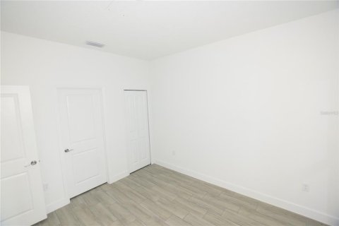 Adosado en alquiler en Davenport, Florida, 4 dormitorios, 189.06 m2 № 1901329 - foto 13