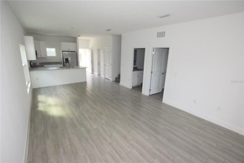 Adosado en alquiler en Davenport, Florida, 4 dormitorios, 189.06 m2 № 1901329 - foto 9