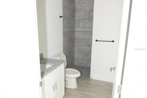Adosado en alquiler en Davenport, Florida, 4 dormitorios, 189.06 m2 № 1901329 - foto 11