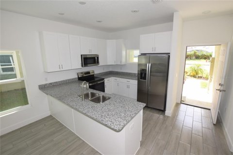 Adosado en alquiler en Davenport, Florida, 4 dormitorios, 189.06 m2 № 1901329 - foto 5