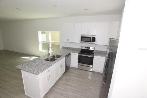 Adosado en alquiler en Davenport, Florida, 4 dormitorios, 189.06 m2 № 1901329 - foto 4