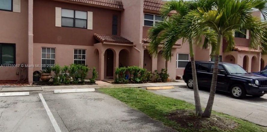 Touwnhouse à Davie, Floride 3 chambres, 126.35 m2 № 1818464