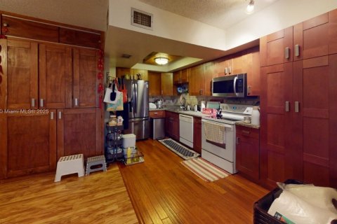 Touwnhouse à vendre à Davie, Floride: 3 chambres, 126.35 m2 № 1818464 - photo 11