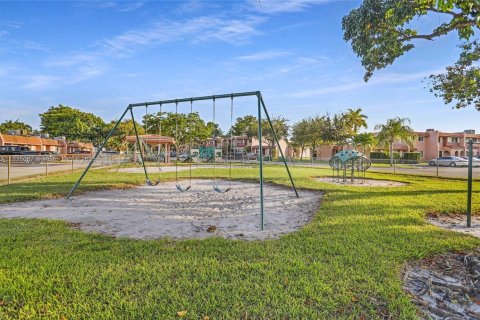 Touwnhouse à vendre à Davie, Floride: 3 chambres, 126.35 m2 № 1818464 - photo 21