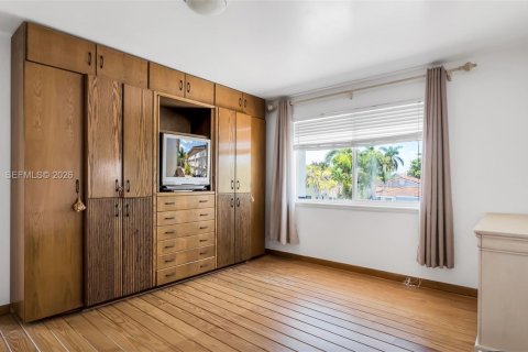 Villa ou maison à vendre à Cutler Bay, Floride: 4 chambres, 189.24 m2 № 2086730 - photo 28