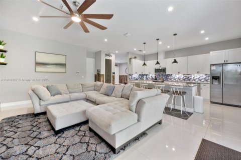 Купить виллу или дом в Хомстед, Флорида 3 спальни, № 1972145 - фото 16