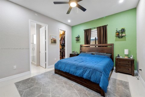 Купить виллу или дом в Хомстед, Флорида 3 спальни, № 1972145 - фото 18
