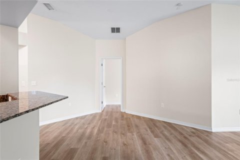 Casa en venta en Lakeland, Florida, 4 dormitorios, 143.44 m2 № 1907845 - foto 10