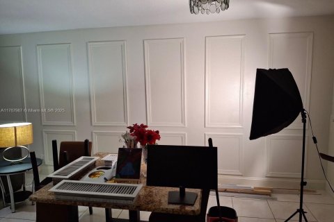 Снять в аренду кондоминиум в Лодерхилл, Флорида 2 спальни, 104.98м2, № 1962970 - фото 6